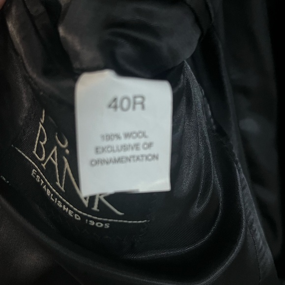 Jos A Bank Sport Coat. Black 40R - Picture 4 of 4